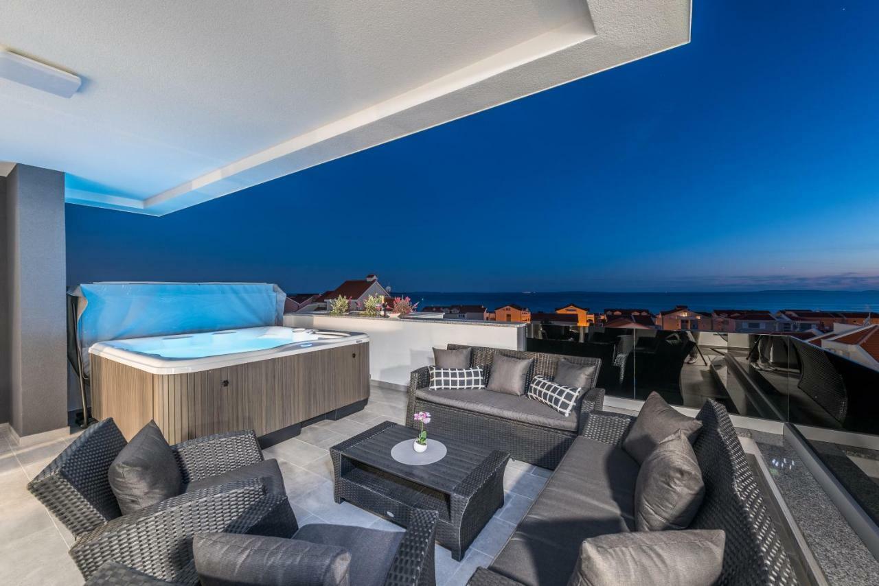 Villa Magnifica Penthouse With Jacuzzi Novalja Dış mekan fotoğraf